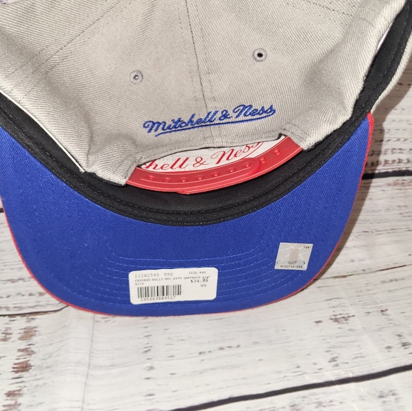 Bulls Snapback - Picture 2 of 2